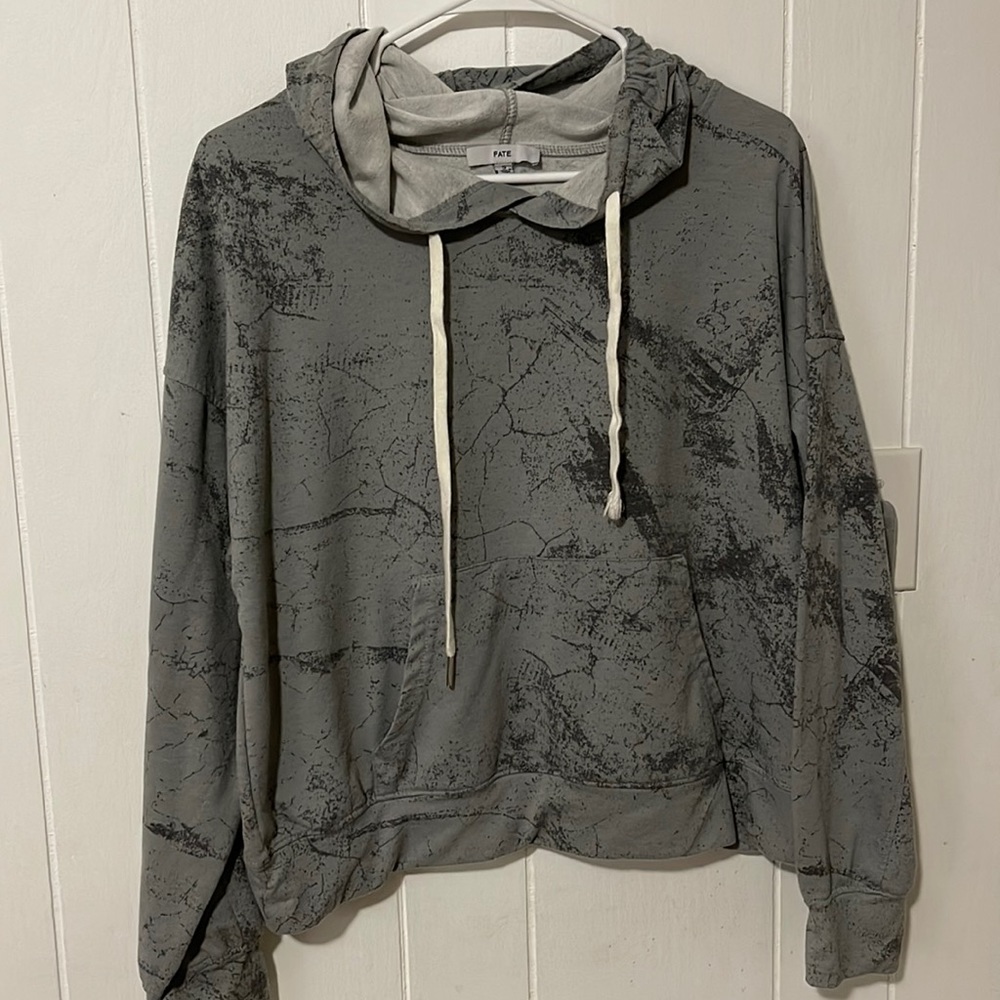FATE OVERSIZED SWEATSHIRT LONG SLEEVE TOP